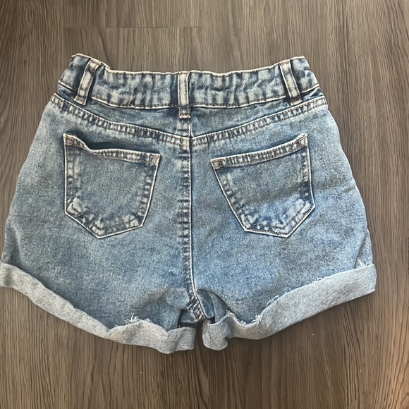Girls size 10 mom shorts - Picture 2 of 2